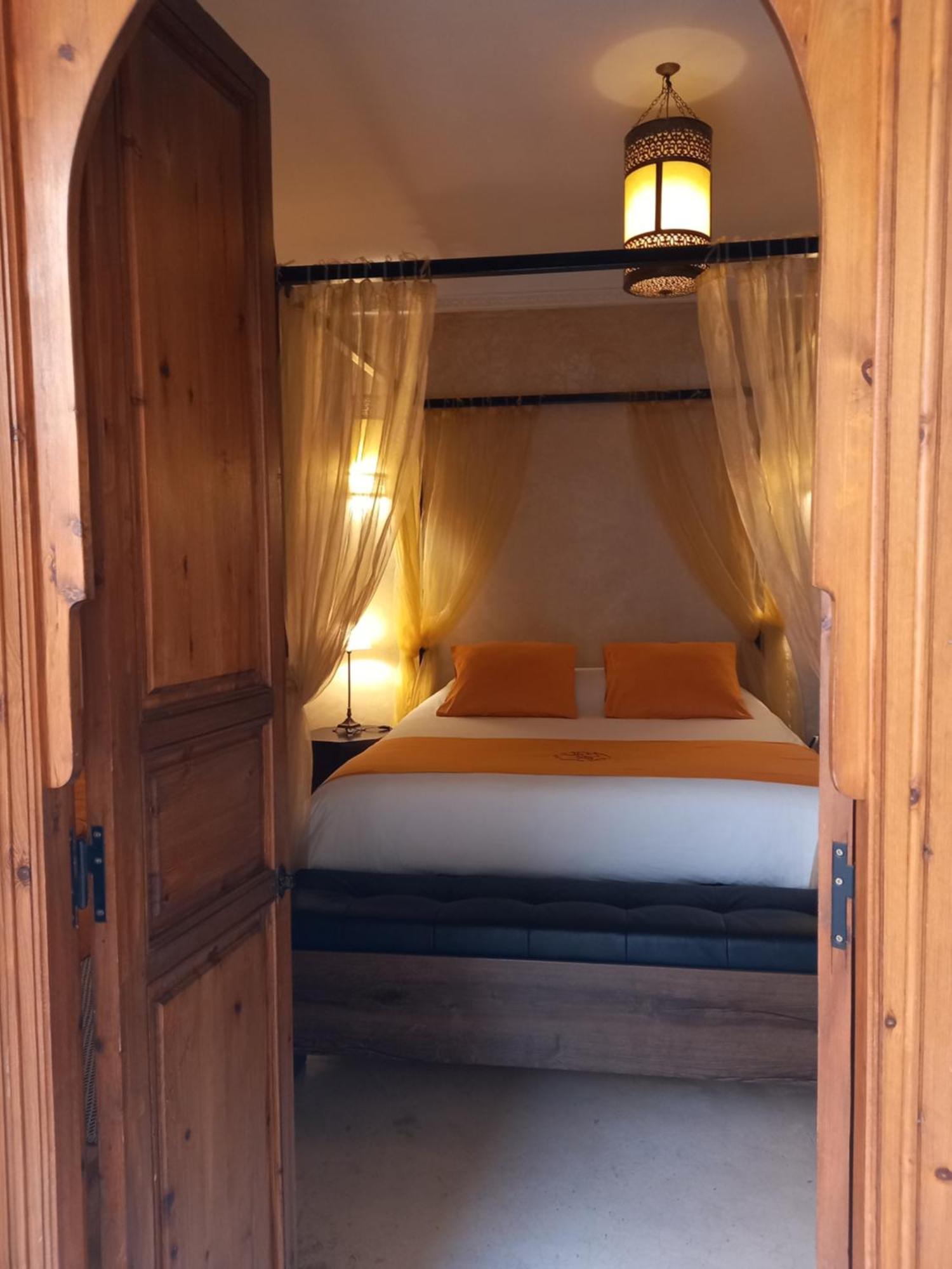 Riad Cherrata Marrakesh Bagian luar foto